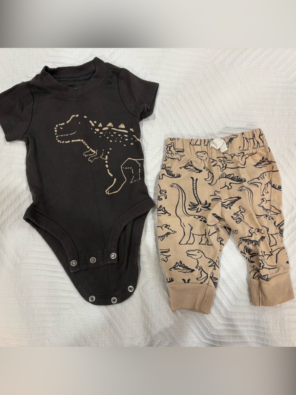Carter’s Dinosaur Bodysuit & Dino Print Pants Set - Black & Tan